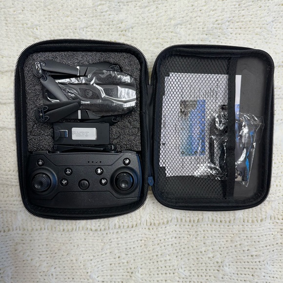 Drone w/ 4K HD Dual Camera, RC Quadcopter w/2 Modular 1800mAh 🔋 for 30 Min Life - Picture 1 of 5